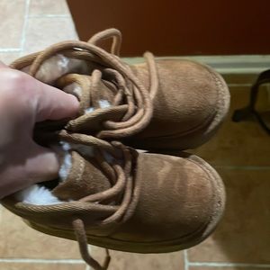 Beige Neumel II Kid Uggs